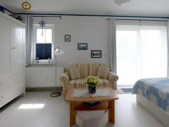 Studio 5 Im Eg Haus Stranddistel, Wunderschones Studio Fur 2 Personen In Zingst Exteriör bild